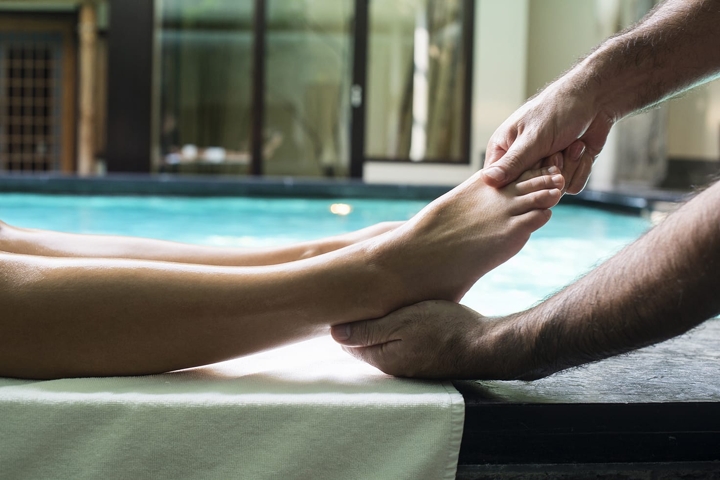 Discover the Benefits of Foot Massage and How to Give One