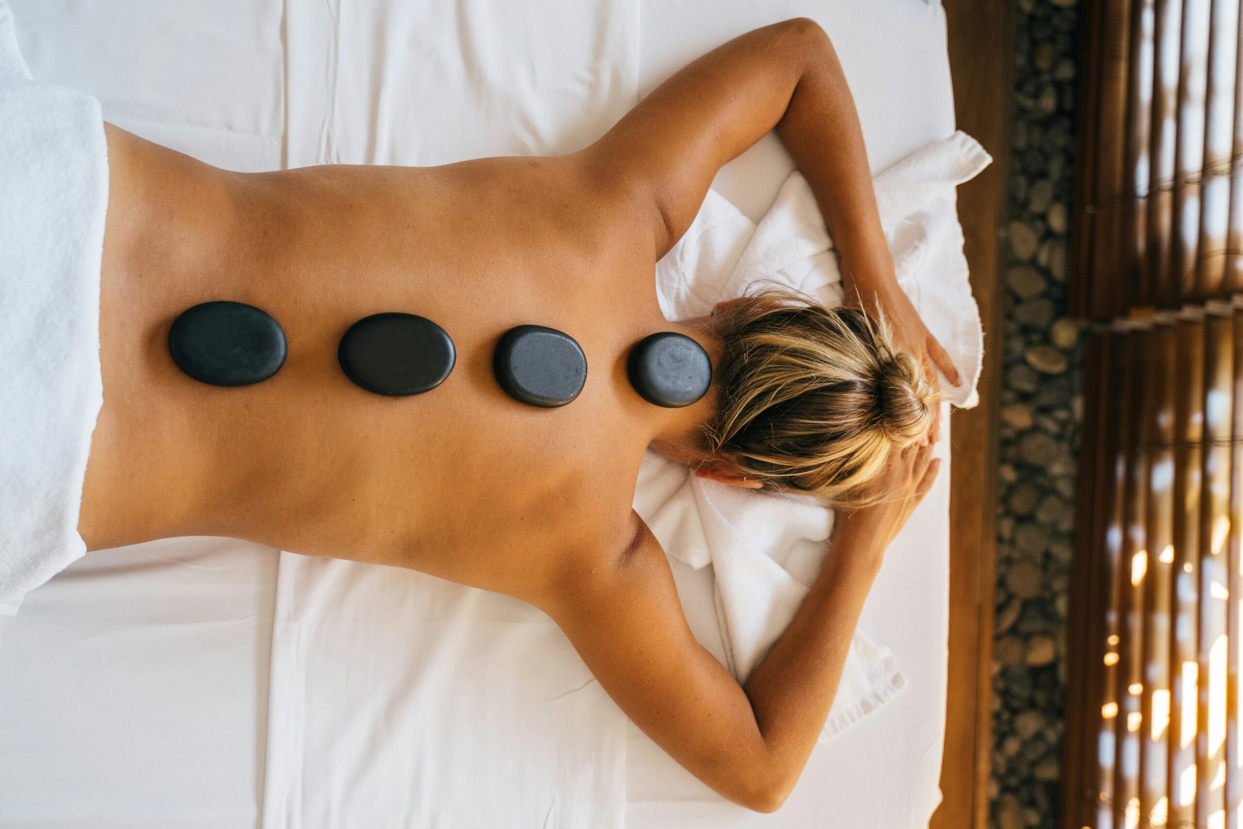 Discover the Benefits of Hot Stone Massage: Techniques and Tips