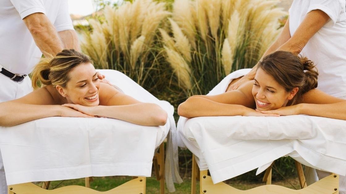 Experience Bliss Together: A Guide to Couples Massage