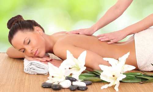 Masseuse Tipping: How Much to Tip for a Massage?